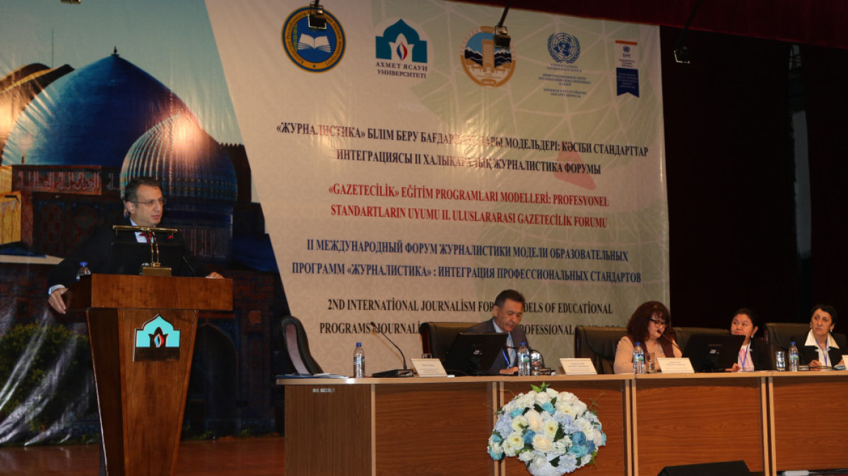 В Туркестане обсудили новые подходы в сфере журналистики
