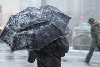 Фотография к новости: Штормовое предупреждение объявлено в регионах Казахстана