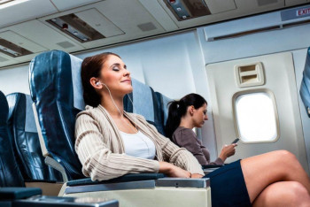 Фотография к новости: Сколько часов казахстанские путешественники проводят в воздухе - исследование