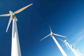 Аким Акмолинской области проинспектировал строительство ветровой электростанции 