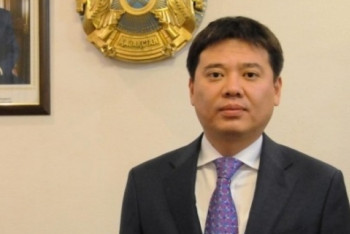 Учитывать интересы страны, принимая решения, призвал адвокатов Бекетаев