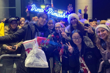 Фотография к новости: Поклонники встретили Димаша в Лондоне овациями