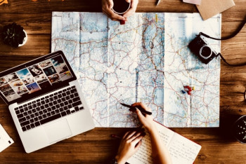 Qazaq Geography празднует 5-летие