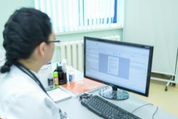 Фотография к новости: В Астане не хватает акушеров, неонатологов и реаниматологов