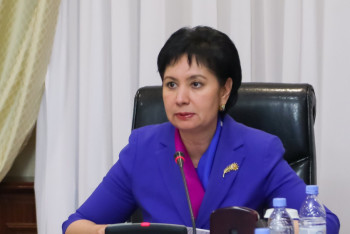 Абдыкаликова провела заседание Нацкомиссии по делам женщин и семейно-демографической политике