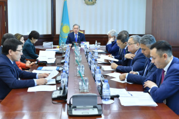 Нигматулин провел заседание Бюро Мажилиса