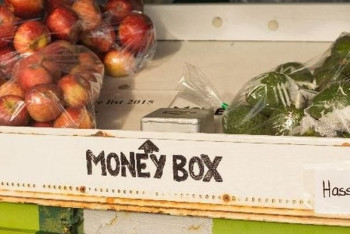 В Астане открылся магазин честности