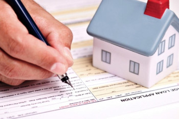 Фотография к новости: Казахстанцы тратят на страховку 15,6 тысяч  тенге в год