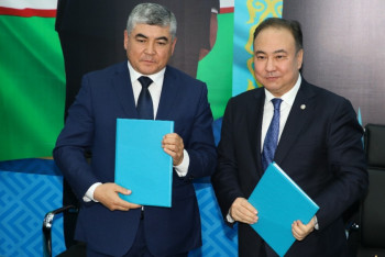 Фотография к новости: Акмолинская область подписала меморандум о сотрудничестве с Сырдарьинской областью Узбекистана 