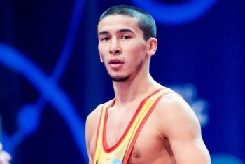 Две бронзовые награды завоевали казахстанские борцы на чемпионате мира в Бухаресте