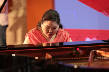 Фотография к новости: Музыка меня выбрала - лауреат стипендии Президента в области культуры Саида Калыкова