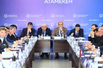 Сагинтаев призвал жамбылских бизнесменов развивать экономику простых вещей 