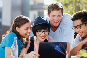 В Атырау открылась выставка зарубежных вузов