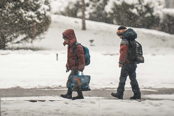 Фотография к новости: Школьникам Риддера и Зыряновска отменили занятия из-за сильных морозов