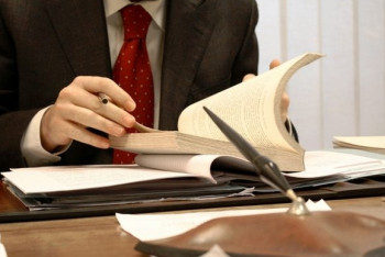 Фотография к новости: За некачественную юрпомощь адвокаты будут нести ответственность в суде