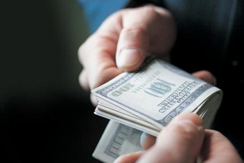 Фотография к новости: Директора дочерней компании "Казмунайгаза" уличили во взяточничестве 