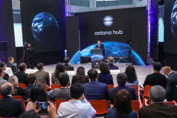 Фотография к новости: Назарбаев открыл международный технопарк Astana Hub