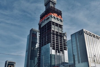 Фотография к новости: Аким Астаны назвал сроки окончания строительства Абу-Даби Плаза