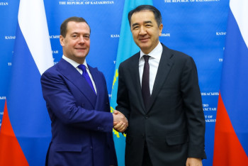 Премьер-министры Казахстана и России проводят двустороннюю встречу в Астане