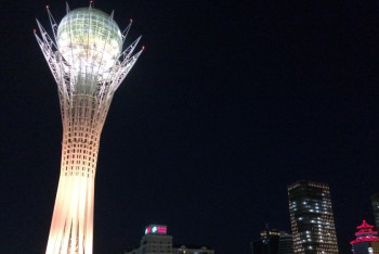 Фотография к новости: Около 500 тыс. туристов посетили монумент "Байтерек" с начала года