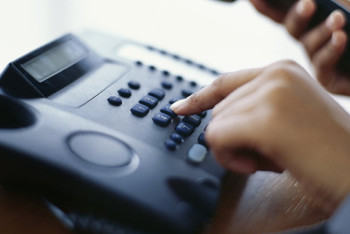 В "КТЖ" открыли "горячую линию" для сообщений о нарушениях безопасности движения транспорта