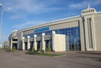 Фотография к новости: Контрабандные автозапчасти и запчасти к гаджетам на 96 млн тенге обращены в доход государства