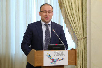 Как проходит второй этап проекта "100 новых лиц", рассказал Даурен Абаев