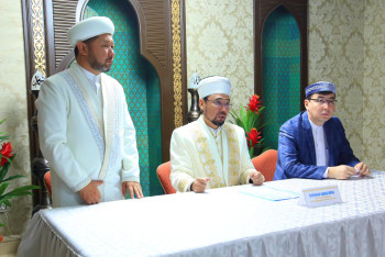 Фотография к новости: Назначен главный имам мечети "Хазрет Султан"