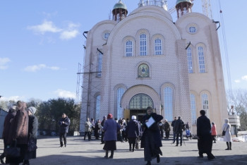 В Караганде освятили новый кафедральный собор