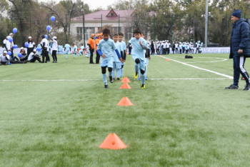 Фотография к новости: В Алматы открылся детский футбольный центр европейского уровня