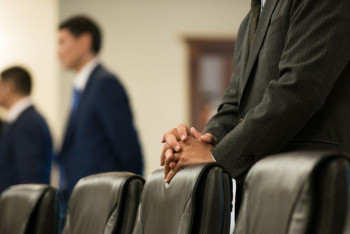 Фотография к новости:  Шпекбаев рассказал, в каких случаях первый руководитель не несет ответственность за подчиненных