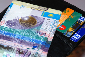 В Казахстане средняя зарплата в 2019 году увеличится на 9,1% 