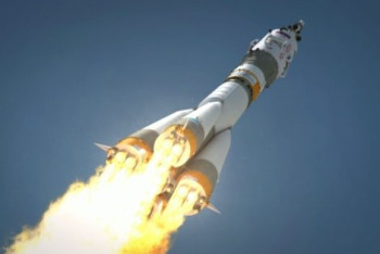 Фотография к новости: 22 тонны керосина пролились на землю из-за аварии ракеты "Союз"