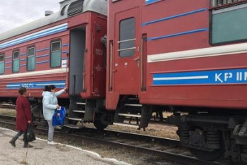 Фотография к новости: Более 100 жителей Восточного Казахстана прошли осмотр в поезде здоровья