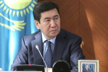 Фотография к новости: Сколько получает и на что тратит зарплату аким Карагандинской области 