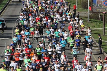 Фотография к новости: Участник Алматинского полумарафона скончался во время забега