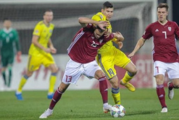 Фотография к новости: Казахстанские футболисты не смогли удержать победу в Риге