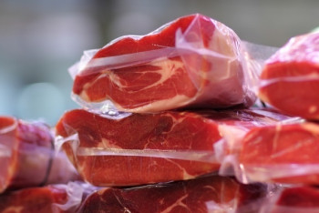 Фотография к новости: Казахстан вводит запрет на ввоз мяса для ещё одной страны  