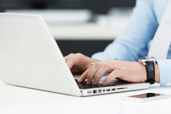 Фотография к новости: Готовить своих руководителей, а не нанимать иностранцев предложил эксперт 