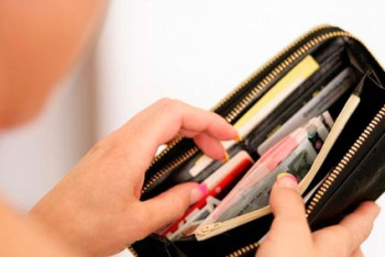 Минимальная зарплата будет устанавливаться в связи с экономическим ростом – Абылкасымова 