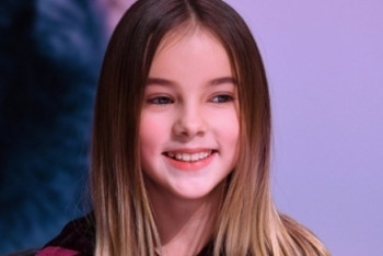 Фотография к новости: Клип на песню "Өзіңе сен" Данэлии Тулешовой опубликован в сети 