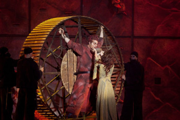 Фотография к новости: Минкультуры набирают вокалистов для мюзикла Notre dame de Paris на казахском языке