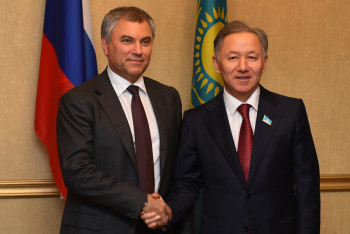 Фотография к новости: Нигматулин встретился со спикером Государственной Думы Володиным