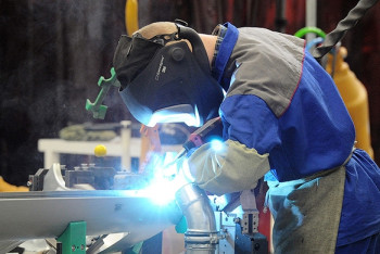 Фотография к новости: Президент РК поручил направить дополнительные 500 млрд тенге на поддержку обрабатывающей промышленности