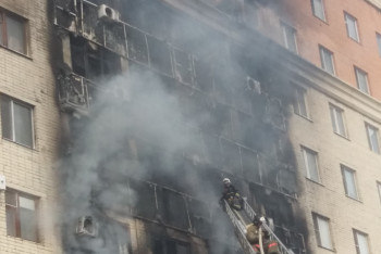 Фотография к новости: Шесть этажей многоэтажного дома дотла сгорели в Актобе