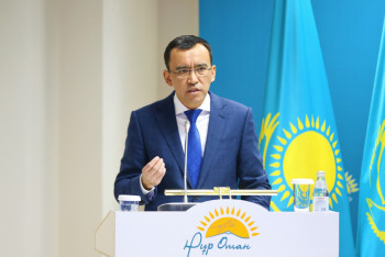 Фотография к новости: Первую квартиру по программе "7-20-25" в Астане посетил Ашимбаев 