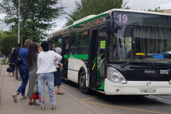 Фотография к новости: Движение двух автобусных маршрутов ограничено в Астане