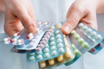 Фотография к новости: Разобраться с выдачей лекарств без рецептов пообещал Биртанов 