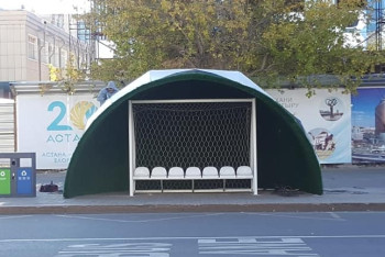 В Астане появилась остановка в виде футбольного мяча 