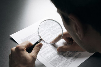 Фотография к новости: В Шахтинске проводится расследование в отношении полицейского, сбившего насмерть пешехода